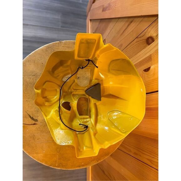 2009 Transformers Bumblebee Helmet Mask Hasbro Disguise Cosplay Costume (4322) - Picture 3 of 7